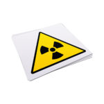 Naklejka ostrzegawcza - Materiały radioaktywne - 10x9cm